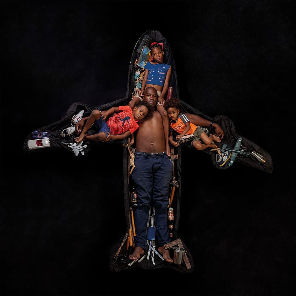 Piqui and his family - Esterio Segura